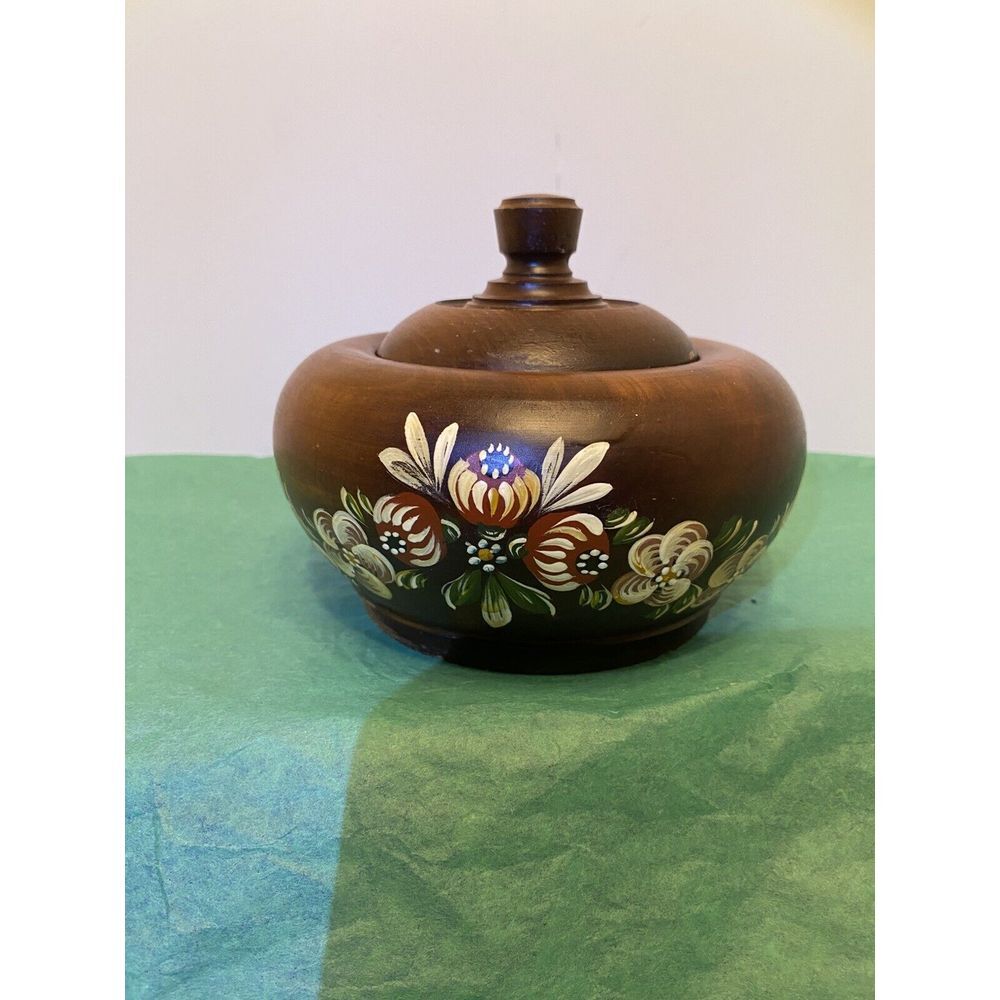 Hand turned hand painted wooden tobacco jar vintage 1983‎